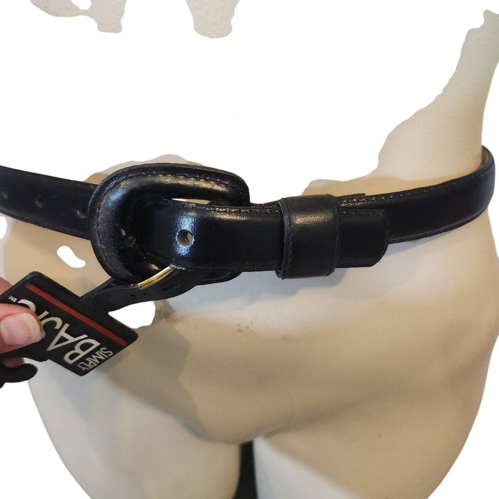 Simply Basic‎ Black Leather Belt Size S/M